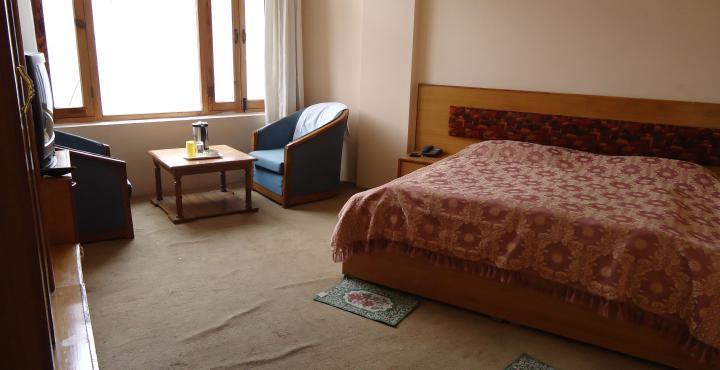 Hotel Mount View Joshimath Bagian luar foto